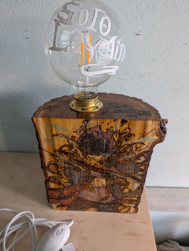 Lampada tavolo legno e - lampada,
